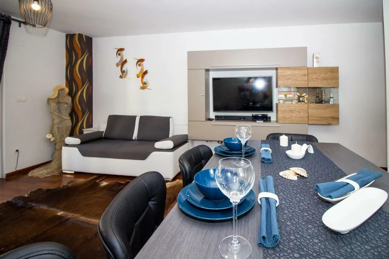 Luxurious Apartment Stella Del Mare 5 ***** Silo