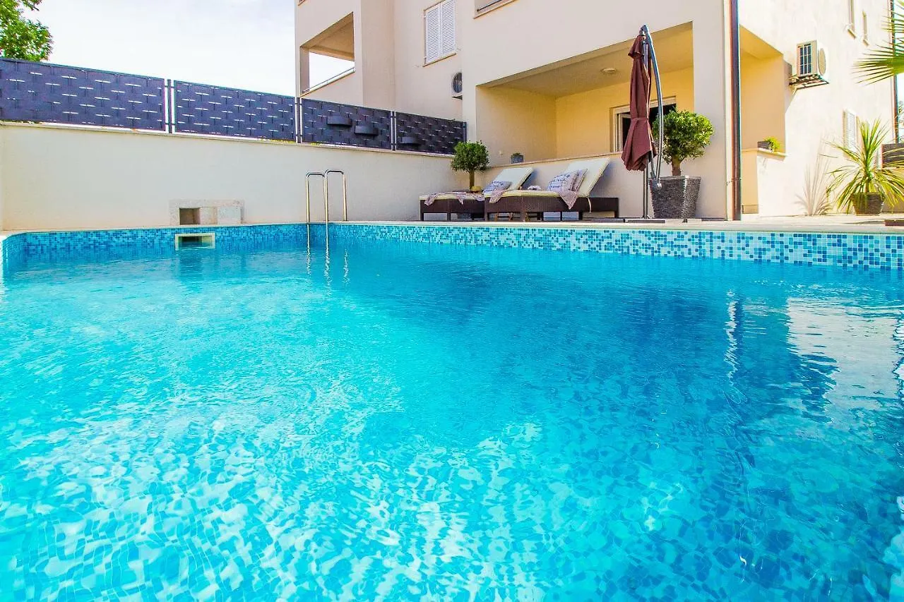 Luxurious Apartment Stella Del Mare 5 ***** Silo